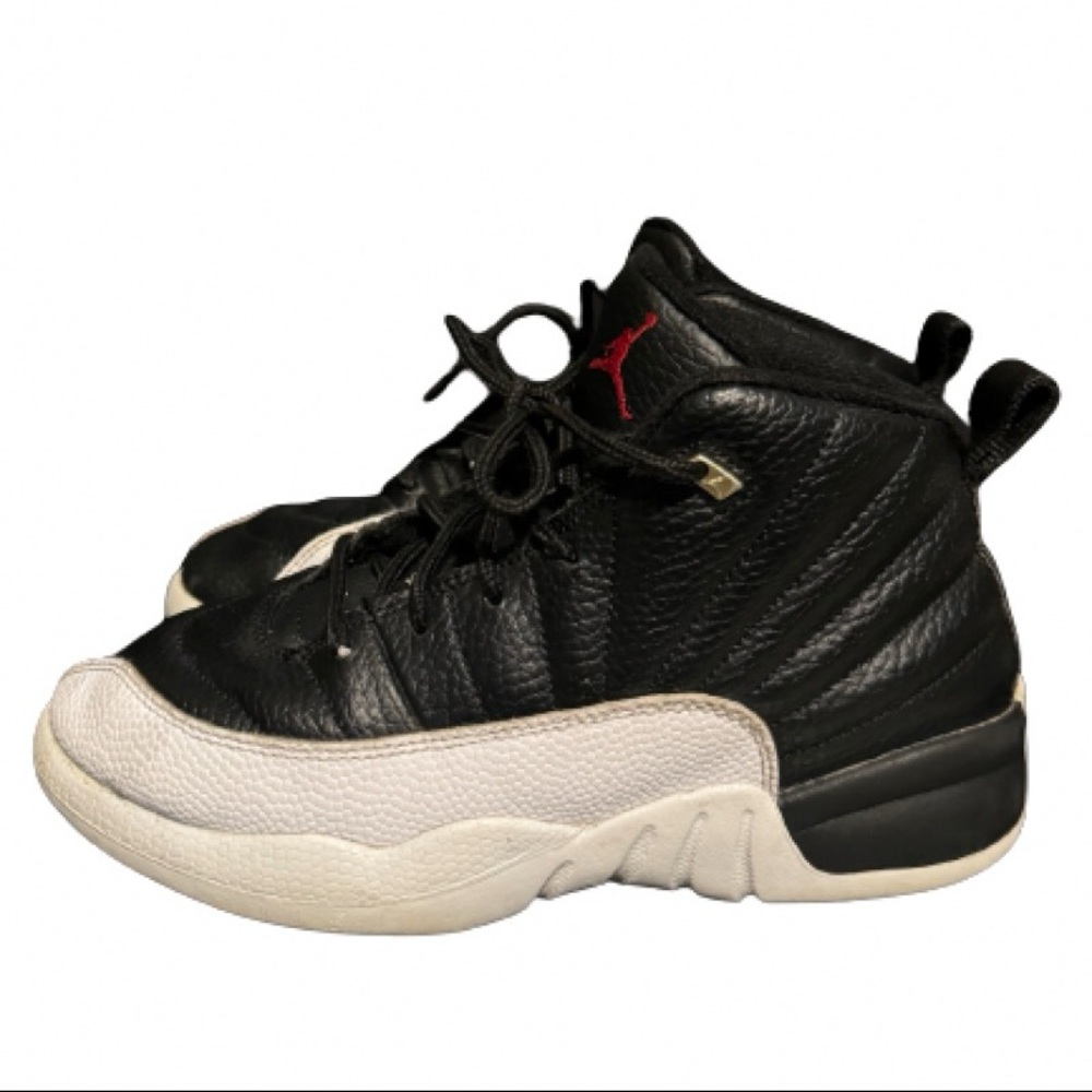 Nike Air Jordan 12 Playoffs Retro PS Size 3Y Boys  Athletic Sneakers 151186-006